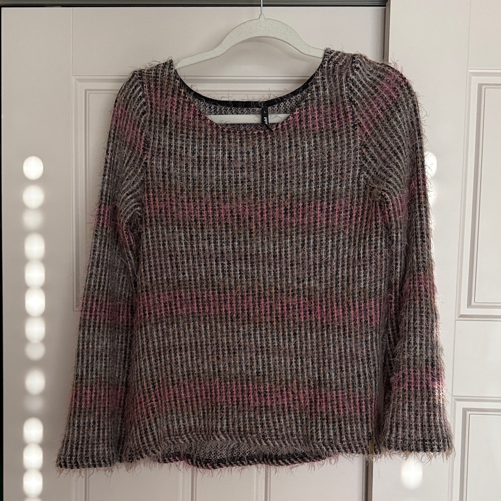 Women's Super Soft Sweater - Medium